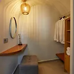 Hotel Aecon *