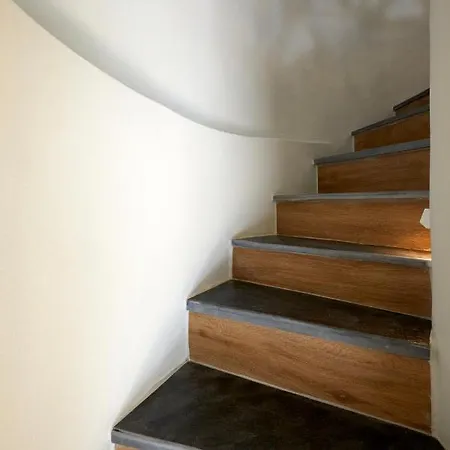 Aecon Hotell Éxo Goniá